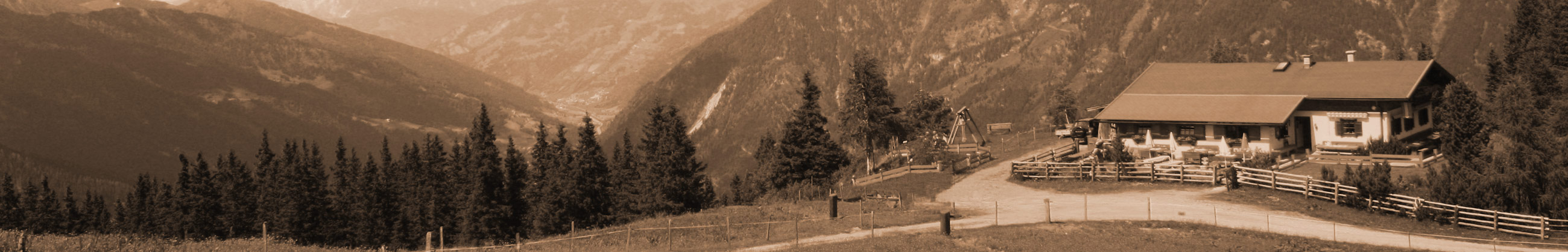 Wandern in Gastein auf den Stubnerkogel zur Stubneralm - Die Almhütte mit Almjause und Alm-Köstlichkeiten.